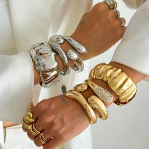 Trendy Chunky Gold Bangle – Geometric Water Drop Cuff